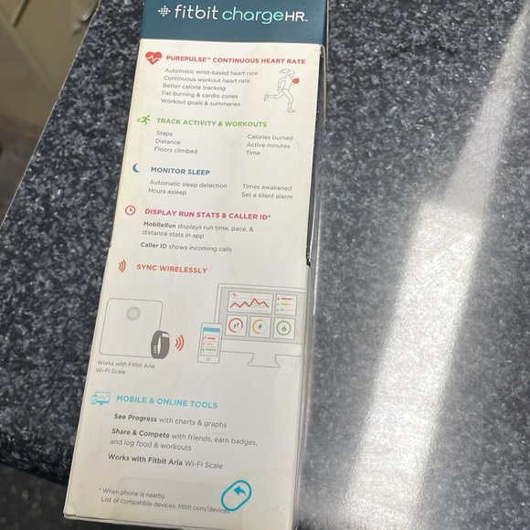 Fitbit - Picture 3 of 4